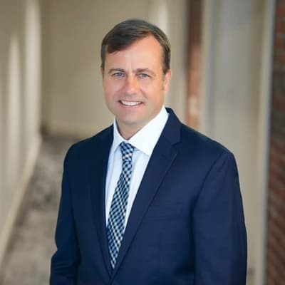 Portrait of Tim Hanson